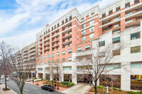 Metropolitan Condos in Washington, DC - Building Photo - Primary Photo