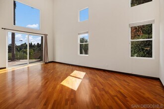 2475 Darlington Row in San Diego, CA - Building Photo - Building Photo
