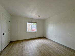 3500 Beech Ave in Baltimore, MD - Foto de edificio - Building Photo