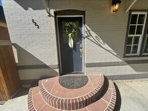 623 S Logan St in Denver, CO - Foto de edificio - Building Photo