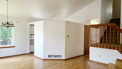 2599 W 110th Ave in Westminster, CO - Foto de edificio - Building Photo