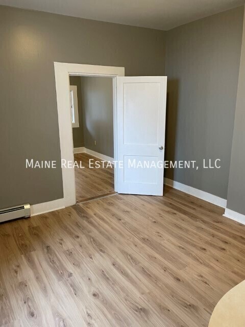 378 Hammond St in Bangor, ME - Building Photo - Building Photo