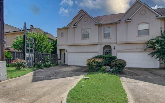 property at 6855 Bellgreen Dr
