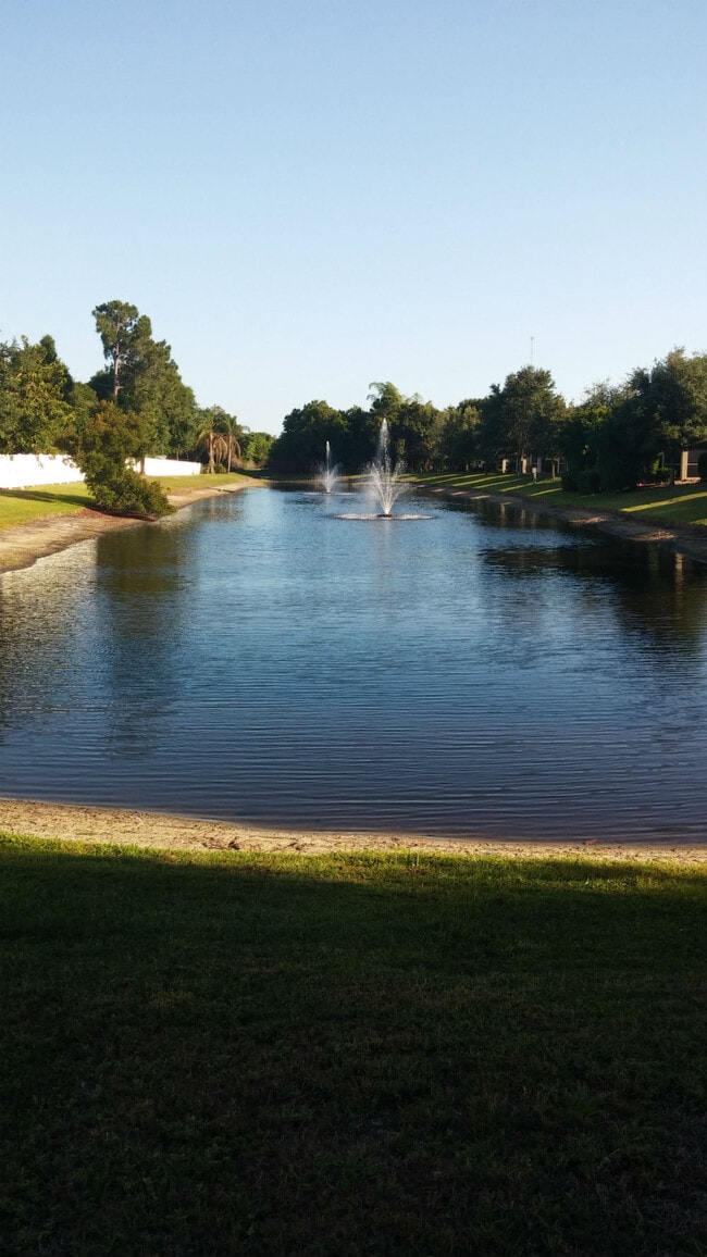 property at 1462 Daryl Dr