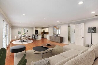 7770 Meadow Rd in Dallas, TX - Building Photo - Building Photo