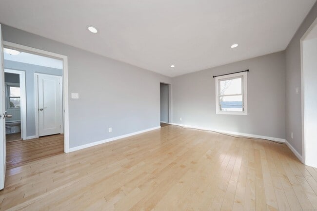 53-55 Fairview Avenue in Stratford, CT - Building Photo - Building Photo