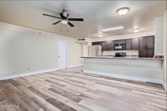 932 E Concorda Dr in Tempe, AZ - Building Photo - Building Photo