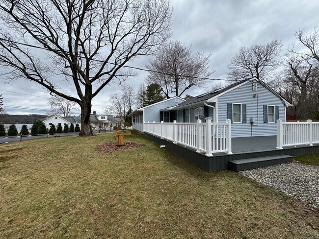 1 Llynwood Dr in bolton, CT - Building Photo - Building Photo