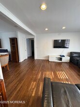 259 Garfield Ave in Ocean Township, NJ - Building Photo - Building Photo