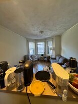 109 Queensberry St, Unit 6 in Boston, MA - Building Photo