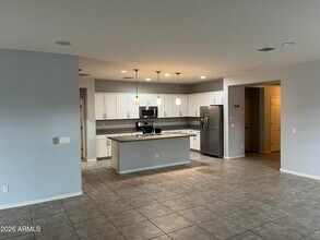 15728 N 182nd Ln in Surprise, AZ - Building Photo - Building Photo