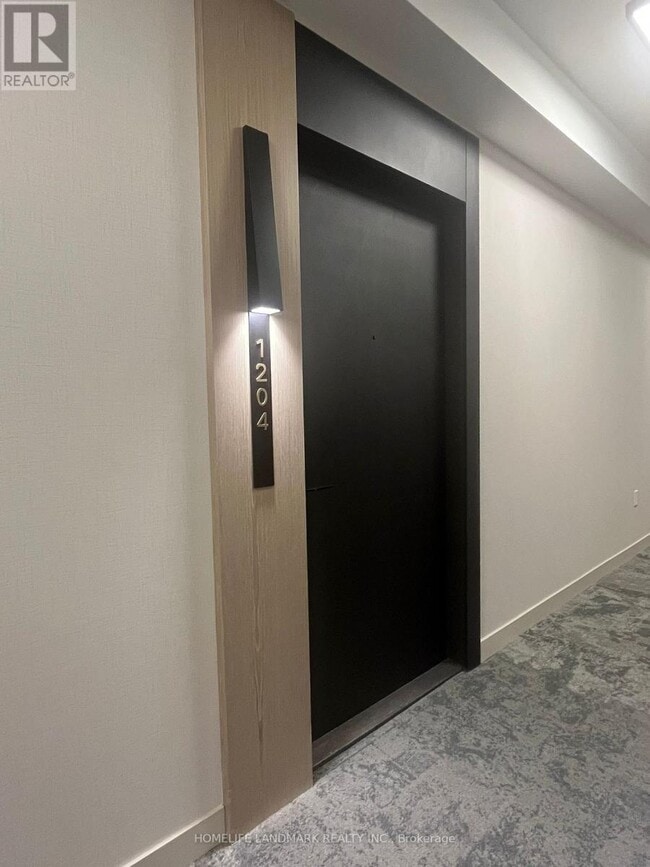 20 Soudan Ave in Toronto, ON - Building Photo - Building Photo