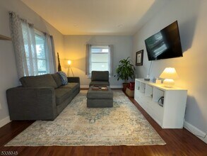 839 Osborne Ave in Plainfield, NJ - Building Photo - Building Photo