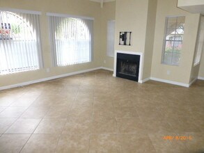 1211 N Miller Rd-Unit -UNIT 123 in Scottsdale, AZ - Building Photo - Building Photo