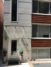 1356 N Cleveland Ave in Chicago, IL - Building Photo - Building Photo