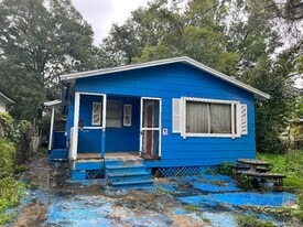 1821 Pullman Ave in Jacksonville, FL - Building Photo