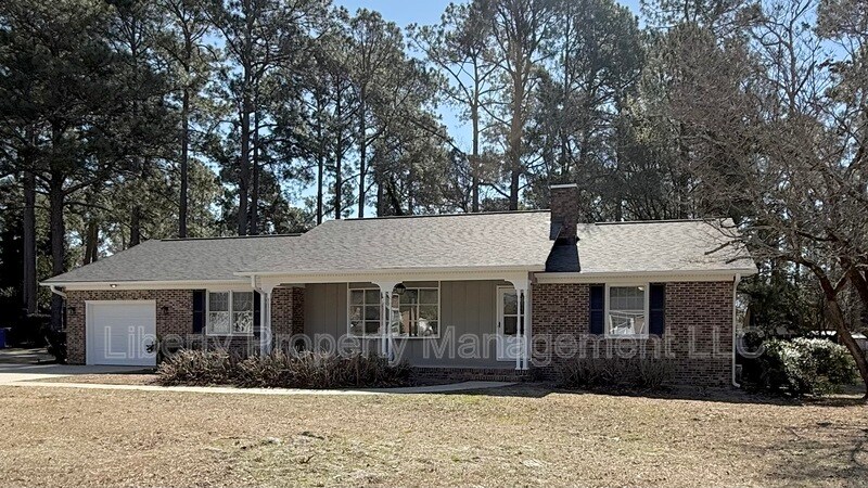 412 Dunmore Rd in Fayetteville, NC - Building Photo