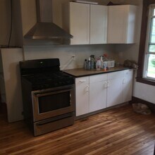 194 Falmouth St, Unit #1 in Portland, ME - Building Photo - Building Photo