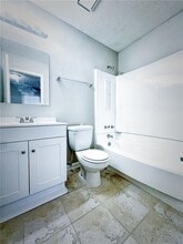 1550 Oakpoint Dr SW in Marietta, GA - Building Photo - Building Photo