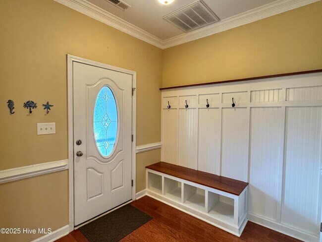 135 Bobwhite Cir in Cape Carteret, NC - Foto de edificio - Building Photo
