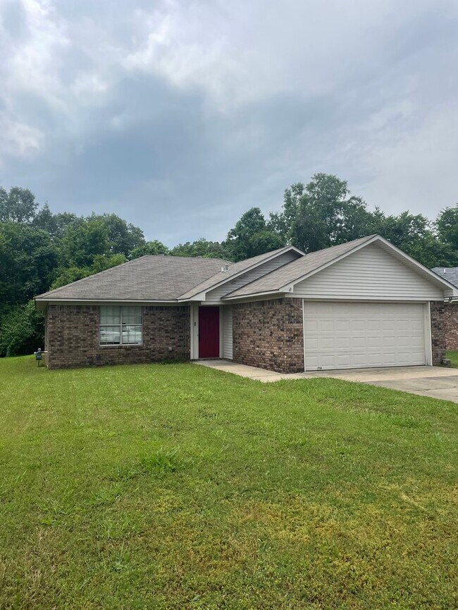 property at 2555 Winchester Dr