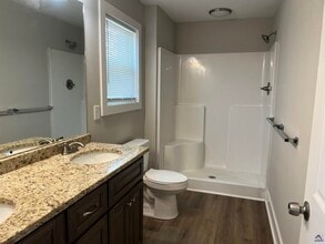 122 Rolling Woods Cir in Warner Robins, GA - Building Photo - Building Photo