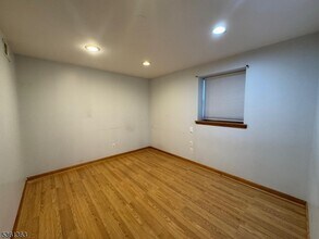 119 Mt Pleasant Ave in Newark, NJ - Building Photo - Building Photo