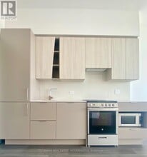 3900 Confederation Pkwy in Mississauga, ON - Building Photo - Building Photo