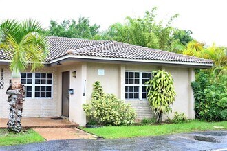 11200 NW 39th St in Coral Springs, FL - Building Photo - Building Photo