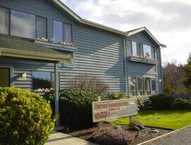 236 Prune Alley in Eastsound, WA - Building Photo