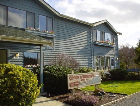 236 Prune Alley in Eastsound, WA - Building Photo