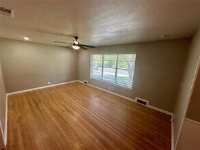 1011 Aileen St in Denton, TX - Building Photo - Building Photo