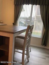 201 St Lucie Ln in Cocoa Beach, FL - Foto de edificio - Building Photo