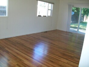 1912 W Elizabeth St in Fort Collins, CO - Building Photo - Building Photo