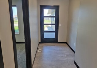 2021-2023 Lucerne Ave in Brookings, SD - Foto de edificio - Building Photo