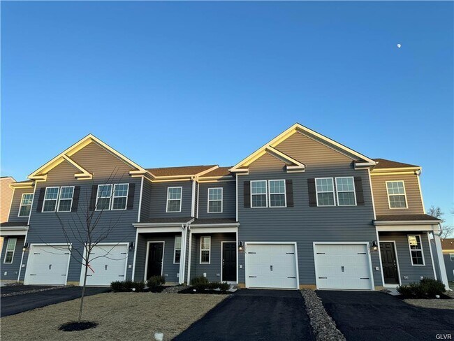 property at 1193 Susan Cir