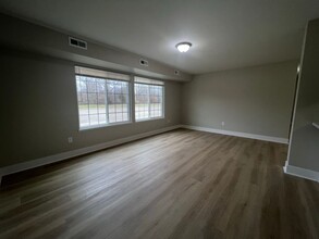 Summerfield Apartments in Flint, MI - Foto de edificio - Interior Photo