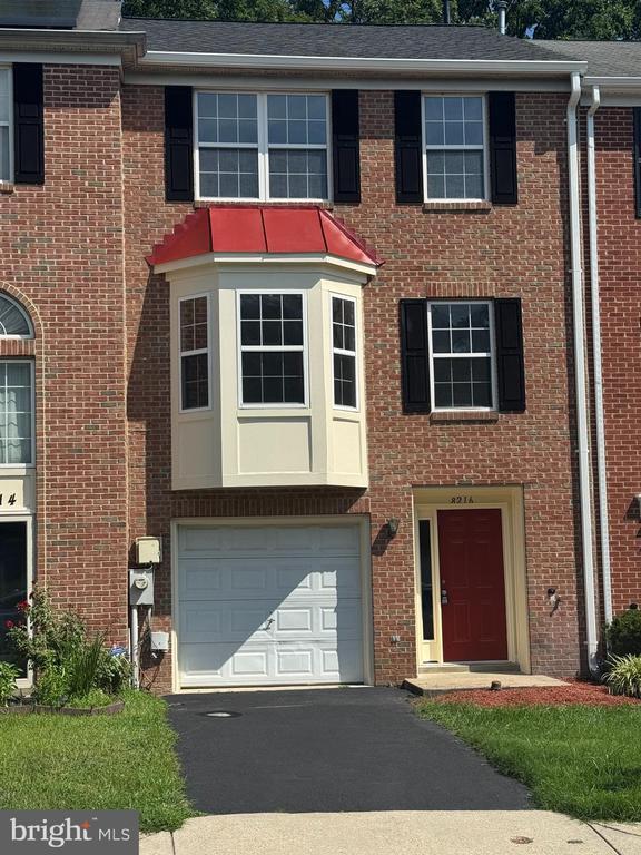 8216 Dellwood Ct in Glenarden, MD - Building Photo - Building Photo