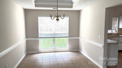 8620 Grey Squirrel Ct in Charlotte, NC - Building Photo - Building Photo
