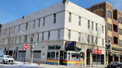 3209 N Wilton Ave in Chicago, IL - Foto de edificio - Building Photo