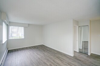 1848 W 3rd Ave in Vancouver, BC - Building Photo - Building Photo