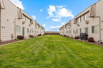 Studios On Rose in Walla Walla, WA - Building Photo - Building Photo