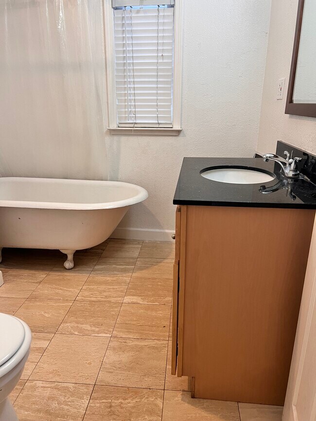 144 San Lorenzo Ave, Unit Unit #1 in Felton, CA - Building Photo - Building Photo