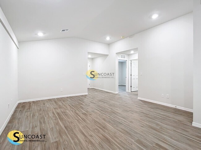 1250 Navigator Rd in Punta Gorda, FL - Building Photo - Building Photo