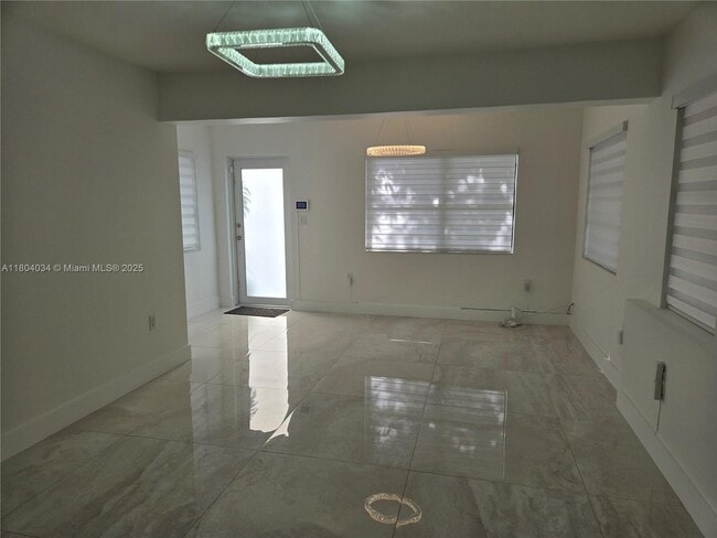 841 S 24th Ave in Hollywood, FL - Building Photo - Building Photo