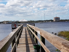 245 N Halifax Ave in Daytona Beach, FL - Building Photo - Building Photo