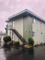906 Military W in Benicia, CA - Building Photo