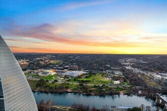 301 West Ave in Austin, TX - Building Photo - Building Photo
