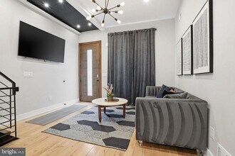 1514 S Bambrey St in Philadelphia, PA - Building Photo - Building Photo