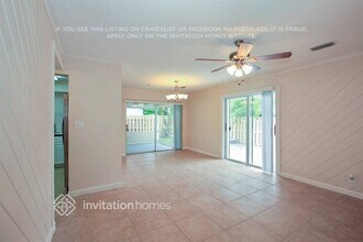 9361 NW 37th Ct in Sunrise, FL - Building Photo - Building Photo